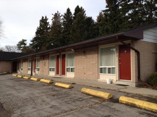 Lotus Motel Cobourg Bagian luar foto